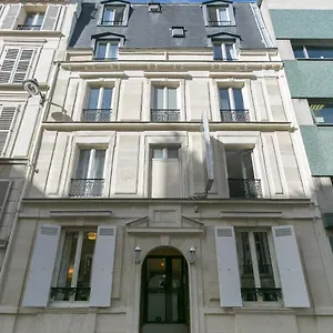 Hector Paris